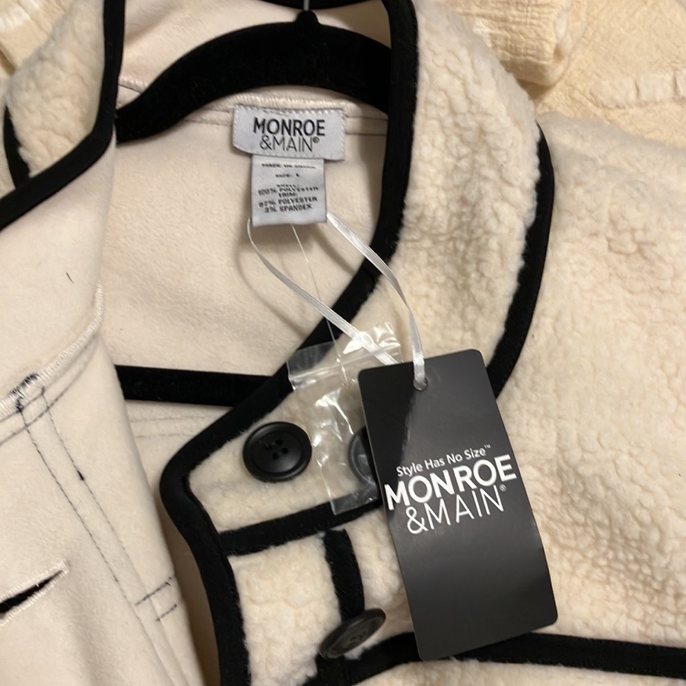 Monroe & Main Jacket - Picture 5 of 7